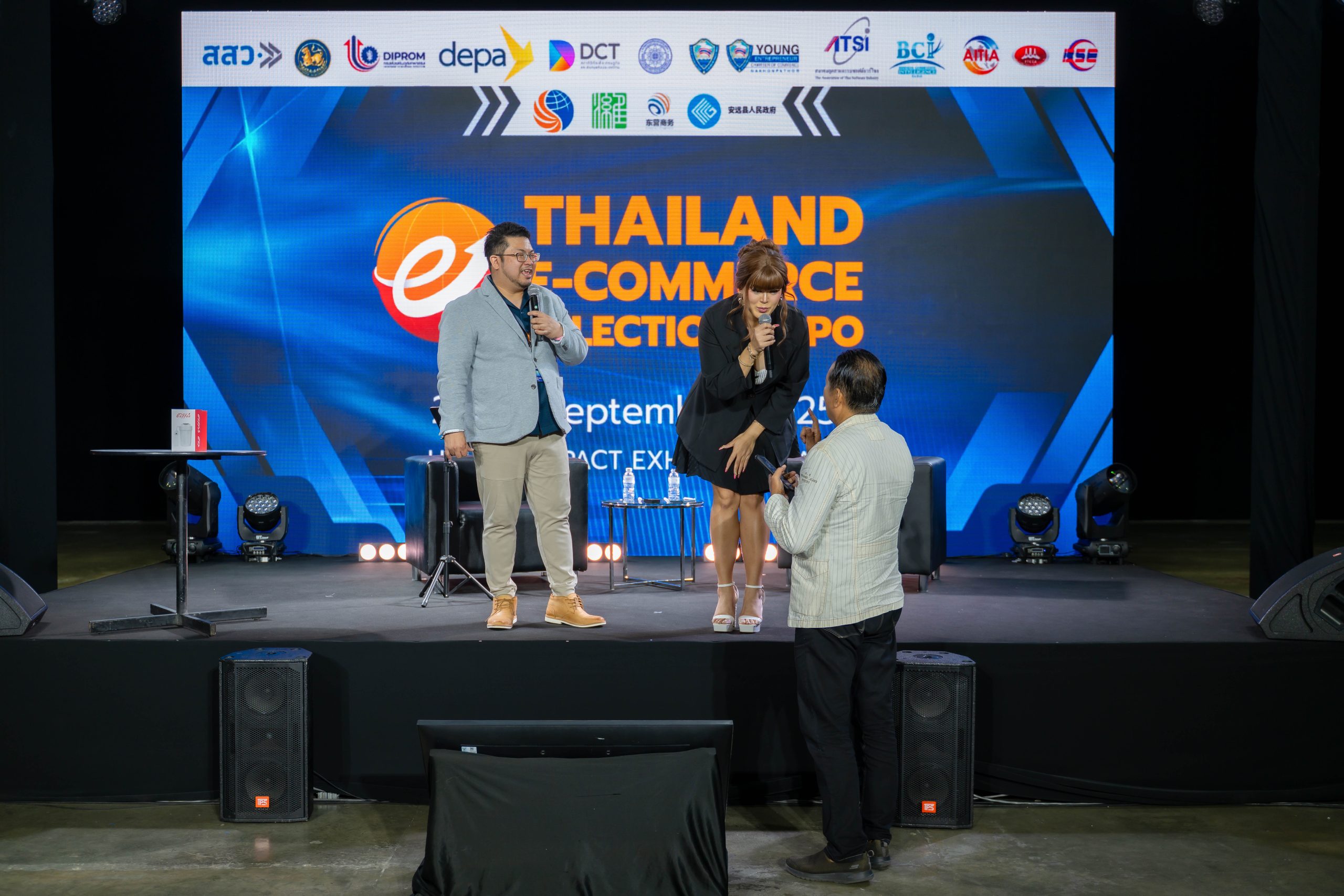 ThaiLandECommerce2025-D2-Photo 1-175